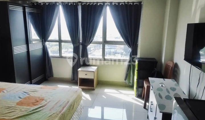 Studio 25 Apartment Springlake Tower Elodia Summarecon Bekasi