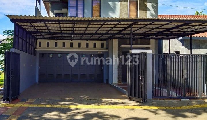 Rumah Siap Huni bisa untuk Usaha di Kencana Loka, Bsd