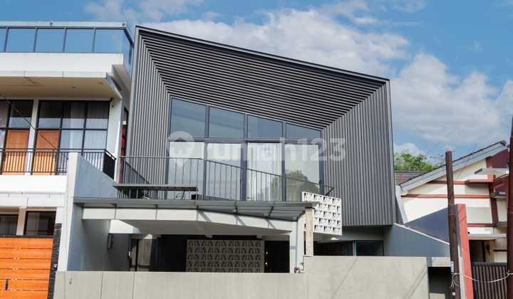 Rumah Full Furnished Siap Huni di Kavling Dprd Dki Cibubur