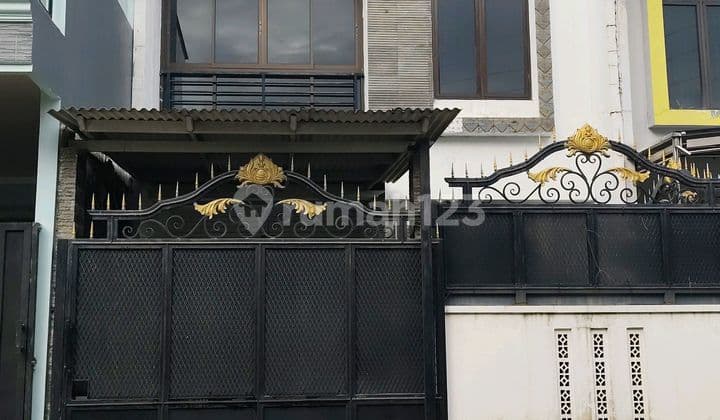 Disewakan Rumah Full Furnish di Modernland