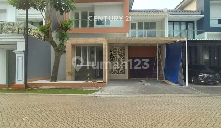 For Rent Spacious House In Kebayoran Bintaro 9215