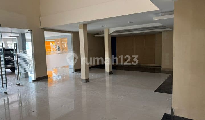 Disewakan Ruko 2 Lantai Cocok untuk Kantor di Ciwastra Bandung Nyaman dan Terawat Lokasi Strategis