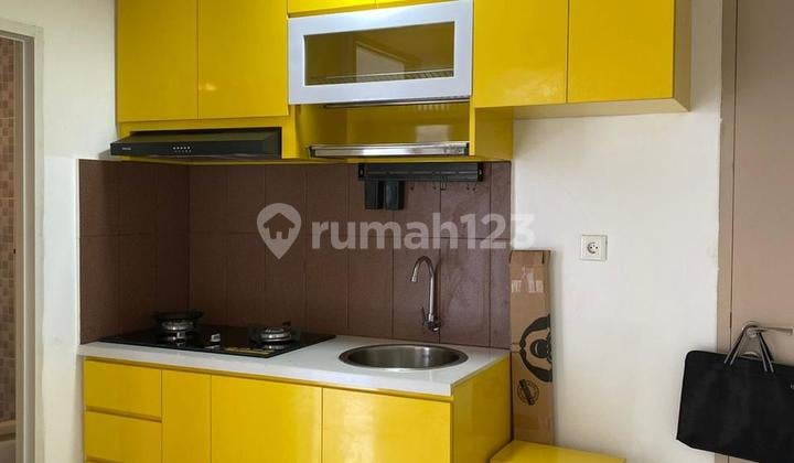 Disewakan 2 Br Kosongan Uk 36M di Apartemen Tokyo Riverside Pik 2 Siap Huni, Ada Kitchen Set