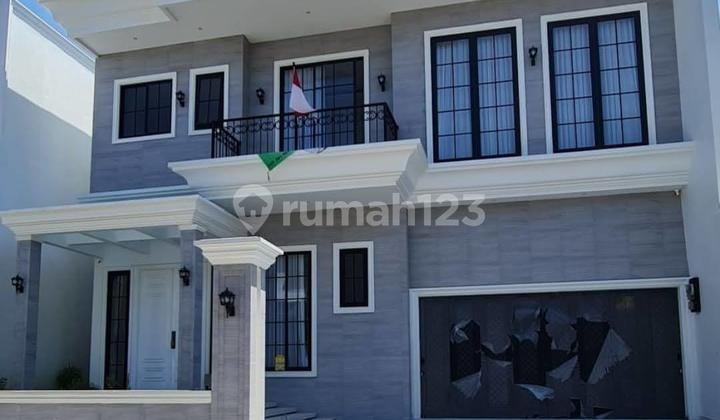 Rumah American Style High Spec International Village Citraland