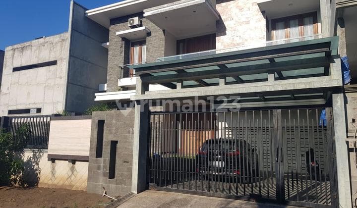 Turun Harga Rumah Cluster Newton Hill, Hadap Barat Tidak Panas