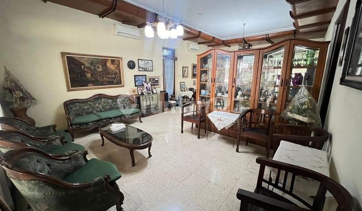 Rumah Lokasi Strategis Kartini Surabaya Pusat