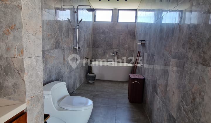 Luxury Villa 4 Bedroom Ocean View For Immediate Sale