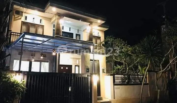 Rent a House in Udayana IDR 120 Million 5 Bedrooms