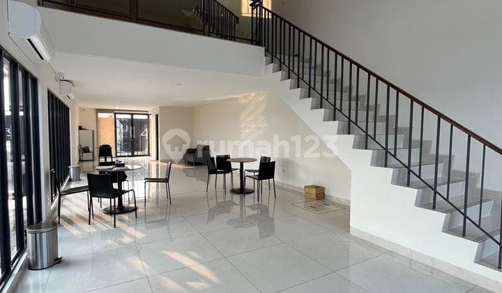 Aniva Studioloft Hadap Jalan Dikelilingi Hunian Premium Gsdan Bsd