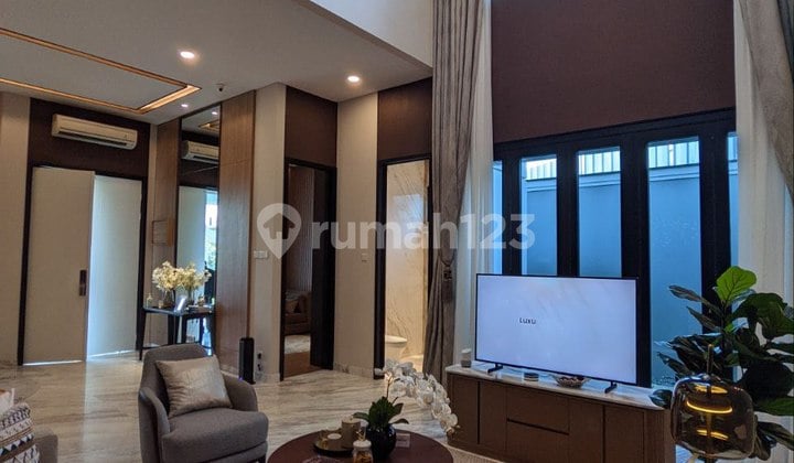 Langka! Rumah Mewah 2 Lantai di Matera Gading Serpong 5M-an