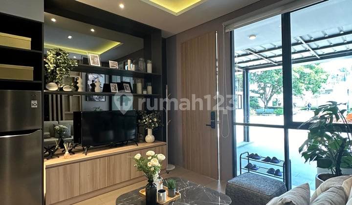 Hunian 2 Lantai Lebar 6 di Teravia Selangkah ke Aeon Mall Bsd