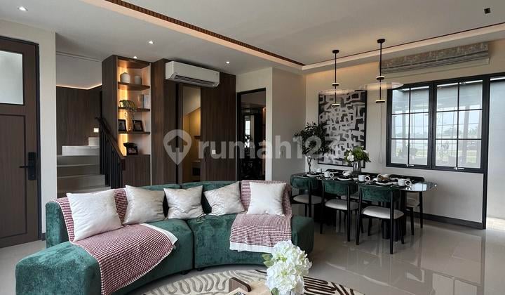 Hunian 2 Lantai Free PPN Selangkah ke Stasiun di Hortis