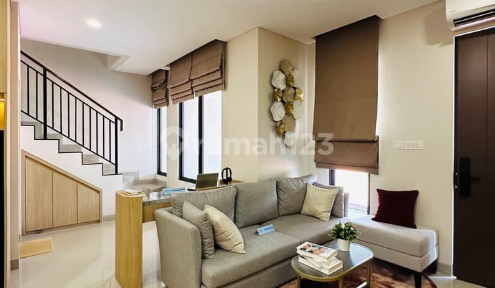 Rumah Lebar 6 3 Kamar Tidur Dekat Area Komersial Ramai di Gs