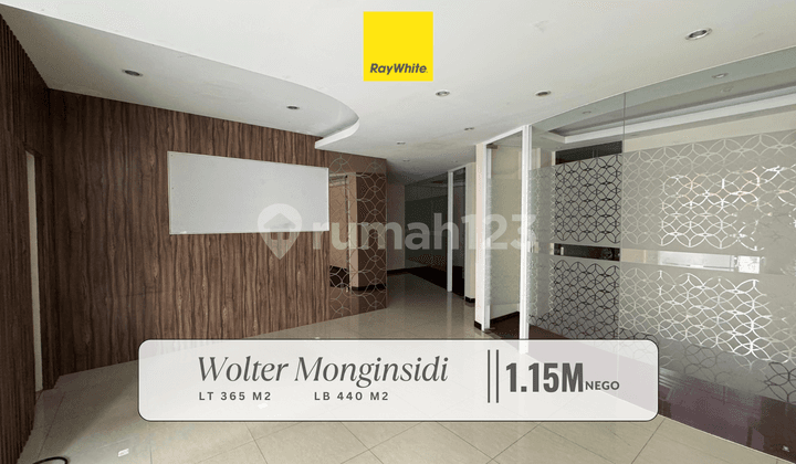 Disewakan Murah Bangunan Komersial Cocok untuk Resto/Cafe di Jalan Wolter Monginsidi, Kebayoran Baru