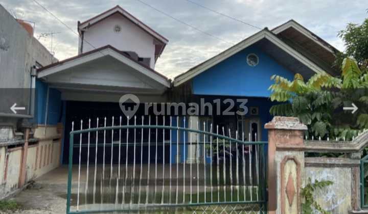 RUMAH DIJUAL DI JALAN PAUS