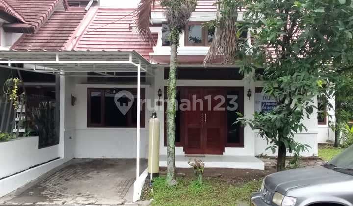 WTS / Dijual Cepat Rumah Siap Huni, Posisi Hoek, dan Lokasi Strategis di Pinus Regency, Cinambo, Bandung, Jawa Barat