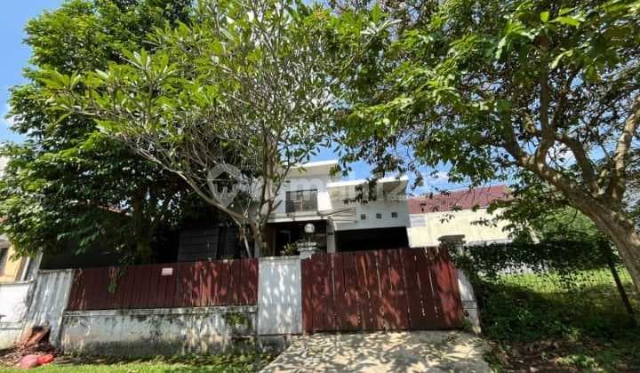 WTS / Dijual Cepat Rumah Siap Huni Lokasi Sangat Sangat Strategis di Kencana Loka, BSD City, Serpong Tangerang Selatan, Banten