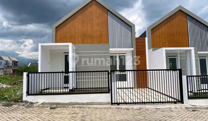 Ready. Bagus SHM di Jl. Renang No. 53, Tasikmadu, Lowokwaru, Kota Malang, Jawa Timur, Indonesia, 65143, Malang Kota.area Kampus