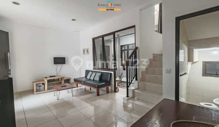 Rumah Full Furnised Bagus 4 Kamar Tidur Siap Huni Deket Toll Bsd