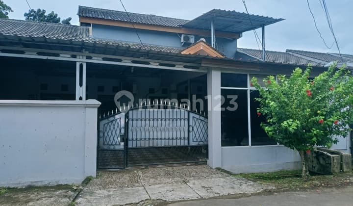 Rumah 2 Lantai Siap Huni Dekat Tol Nagrak