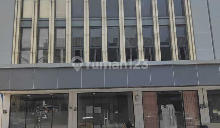 Ruko Siap untuk Usaha di Kota Wisata, Toll Nagrak