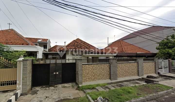 *Dkota Surabaya*Ijual Rumah di Jalan Kinibalu - Pusat