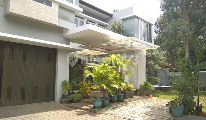 Quick Sale of Strategic Tomang House in West Jakarta