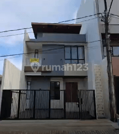 Dijual Rumah Baru 2 Lantai di Villa Meruya Jakarta Barat