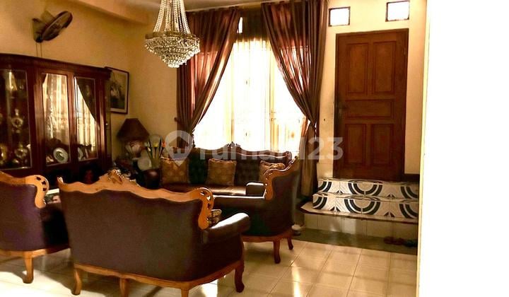 Dijual Rumah Sangat Luas dan Murah di Pusat Kota Jakarta, Kebayoran Baru