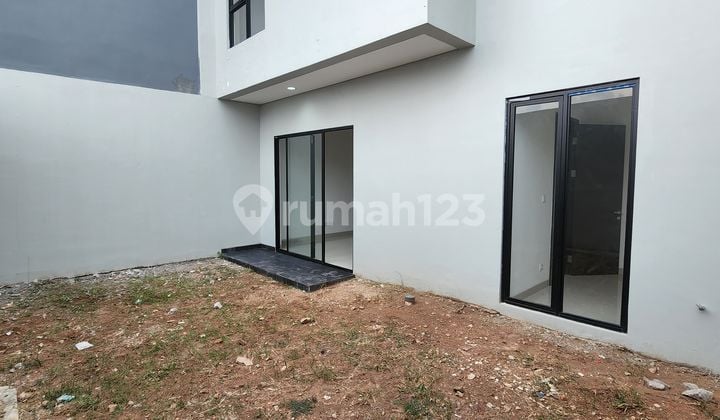 For Rent: Mahakam Signature Cluster House at Jakarta Garden City, 3-Story House (Attic Room + Rooftop Outdoor)