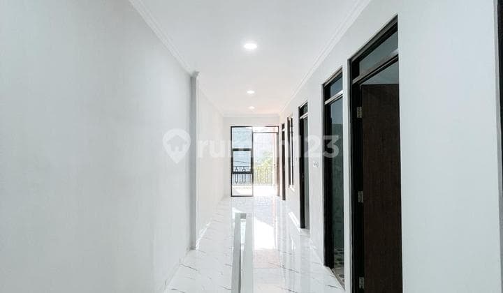 Rumah 2 Lantai Pondok Ungu Permai Bekasi - Luas & Nyaman