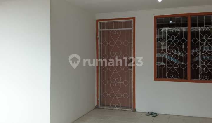 Disewakan Rumah Taman Kota Daan Mogot Jakarta Barat Siap Huni