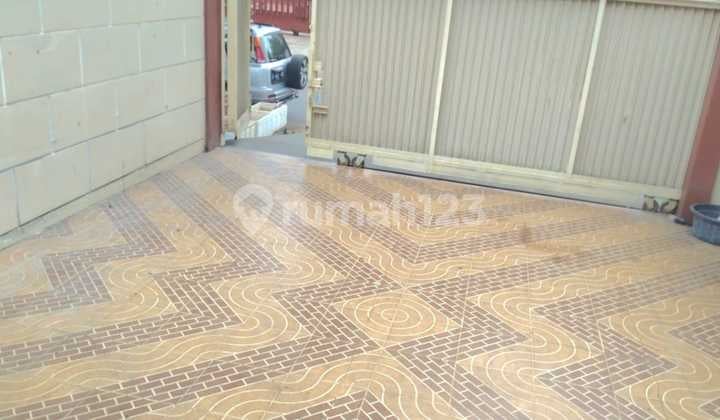 Dijual Gedung Tempat Usaha Di Pondok Kelapa, Jakarta Timur