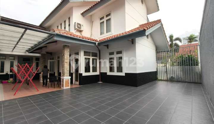 Available for Rent: Neat and Beautiful House in Permata Hijau, South Jakarta