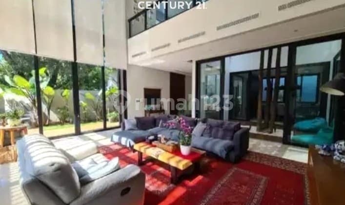 Dijual Rumah Luas dan Mewah di Bintaro Sektor 9 8280