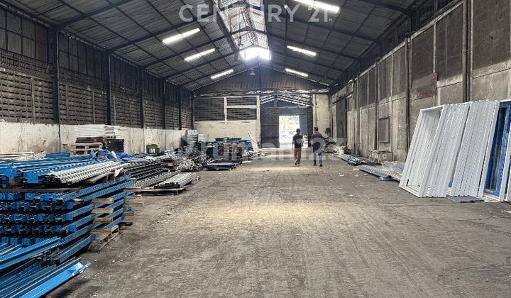 FACTORY FOR SALE IN JATAKE TANGERANG, STRATEGIC LOCATION