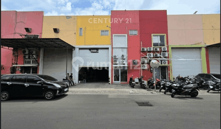 2 Gudang Gandeng 3 Lantai dan Lift Barang Green Sedayu Bizpark