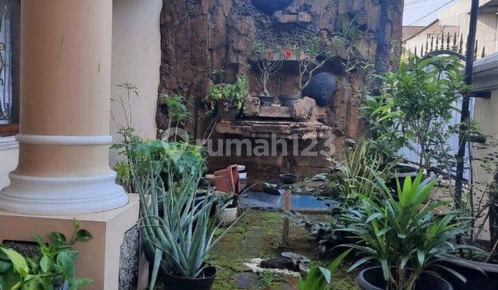 Rumah 2lt Di Pondok Bambu Jakarta Timur Lokasi Strategis