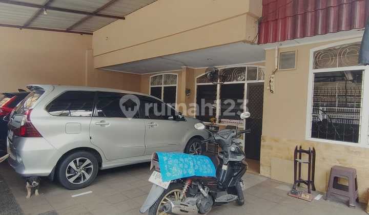 Rumah 1.5Lt di Taman Kota. Dekat Puri Mall Jakarta Barat