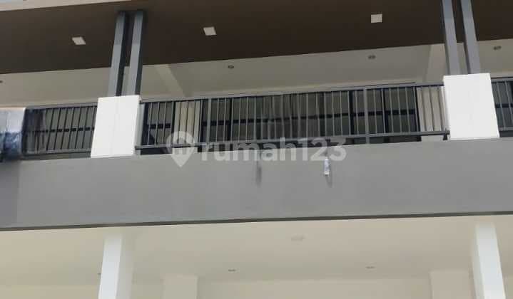 Ruko Baru 3Lt di Summarecon Crown Gading Dekat Harapan Indah