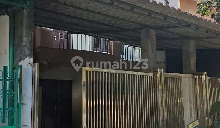 Rumah 2.5Lt Hadap Utara di Green Garden Jakarta Barat