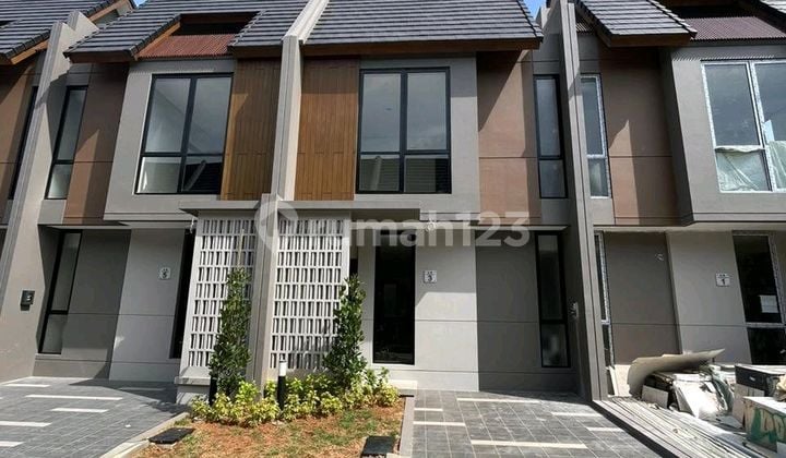 Rumah Dekat Sekolah Pahoa Summarecon Crown Gading Dekat Hrp Indah