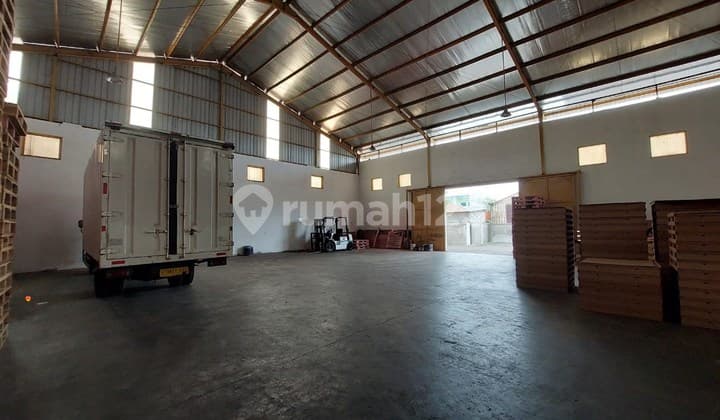Gudang Bagus Siap Pakai di Kaliabang Kota Bekasi.