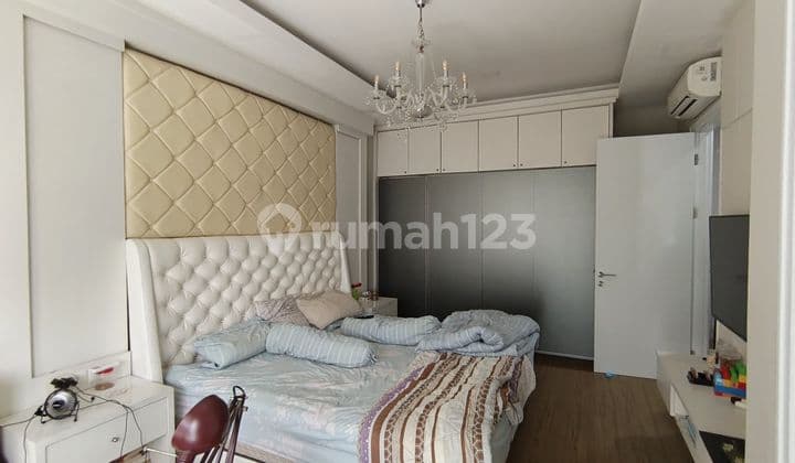Beautiful 2-Story House, Fully Furnished in Eropa Cluster, Sedayu City, Kelapa Gading – For Sale