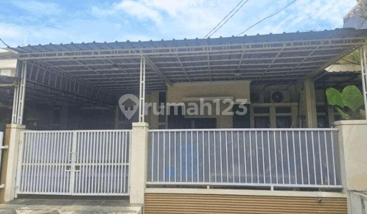 Rumah Cantik Dekat Sekolah Penabur Cluster Aralia Harapan Indah.