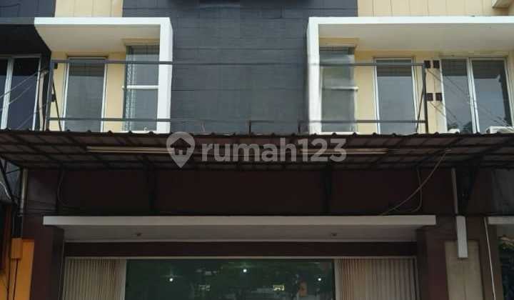 Ruko Cemara 2.5Lt Dekat Uniqlo Harapan Indah Parkir Luas