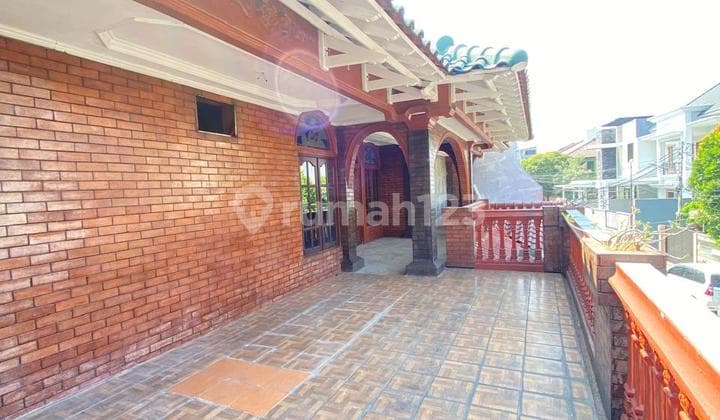 Ready-to-Live House Renovated in Tebet, South Jakarta