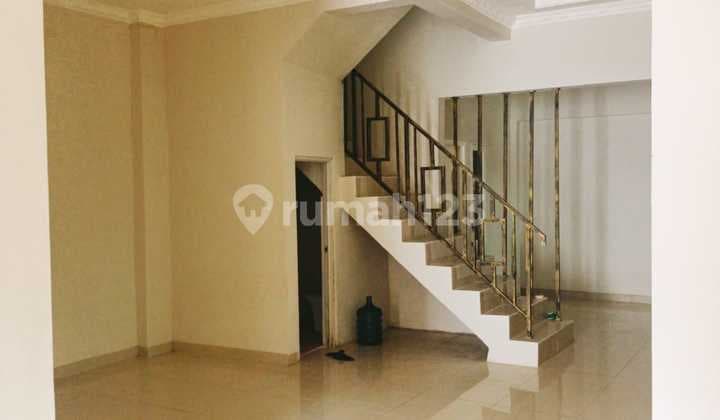 Rumah Bagus di Galaxy Bekasi - Dekat Fasilitas Lengkap, Potensi Investasi Tinggi"