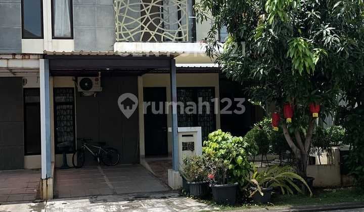 Rumah 2½Lt, Cluster Arana, Harapan Indah. Bekasi.