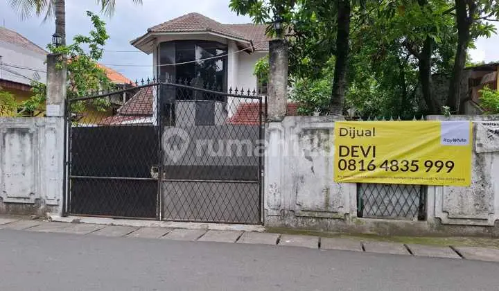 Miliki Rumah Luas di Dekat Bandara Halim - Lokasi Strategis, Fleksibel untuk Hunian, Kantor atau Kos Kosan